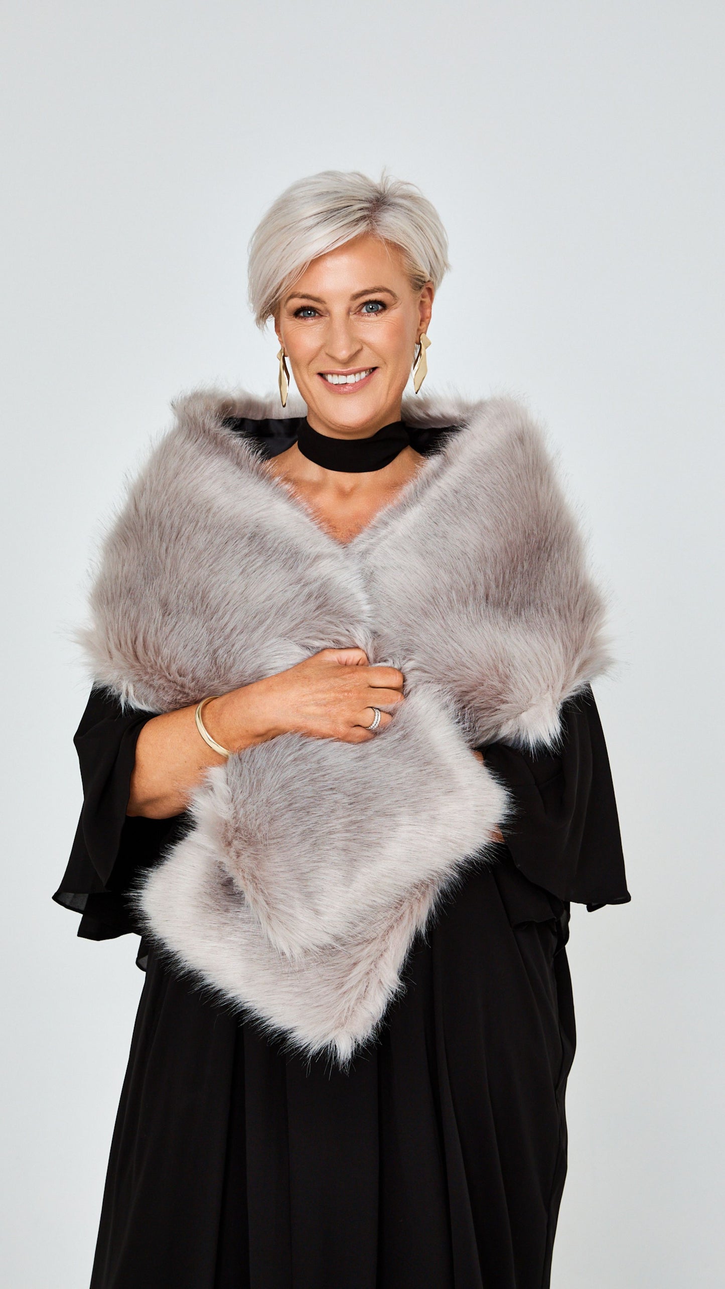 Luxurious Faux Fur Shawl - Grey