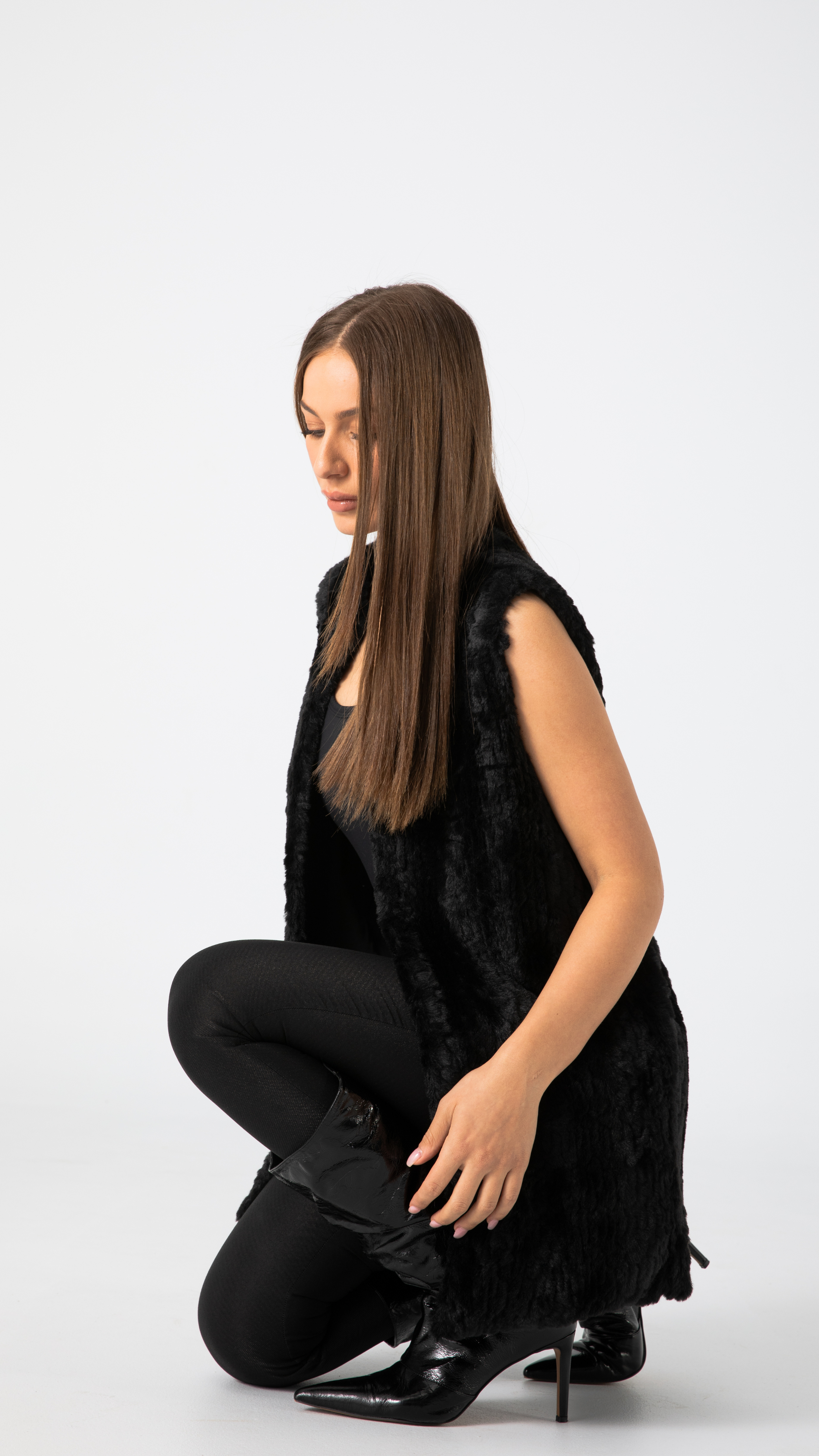 Victoria Soft Faux Fur Vest - Black