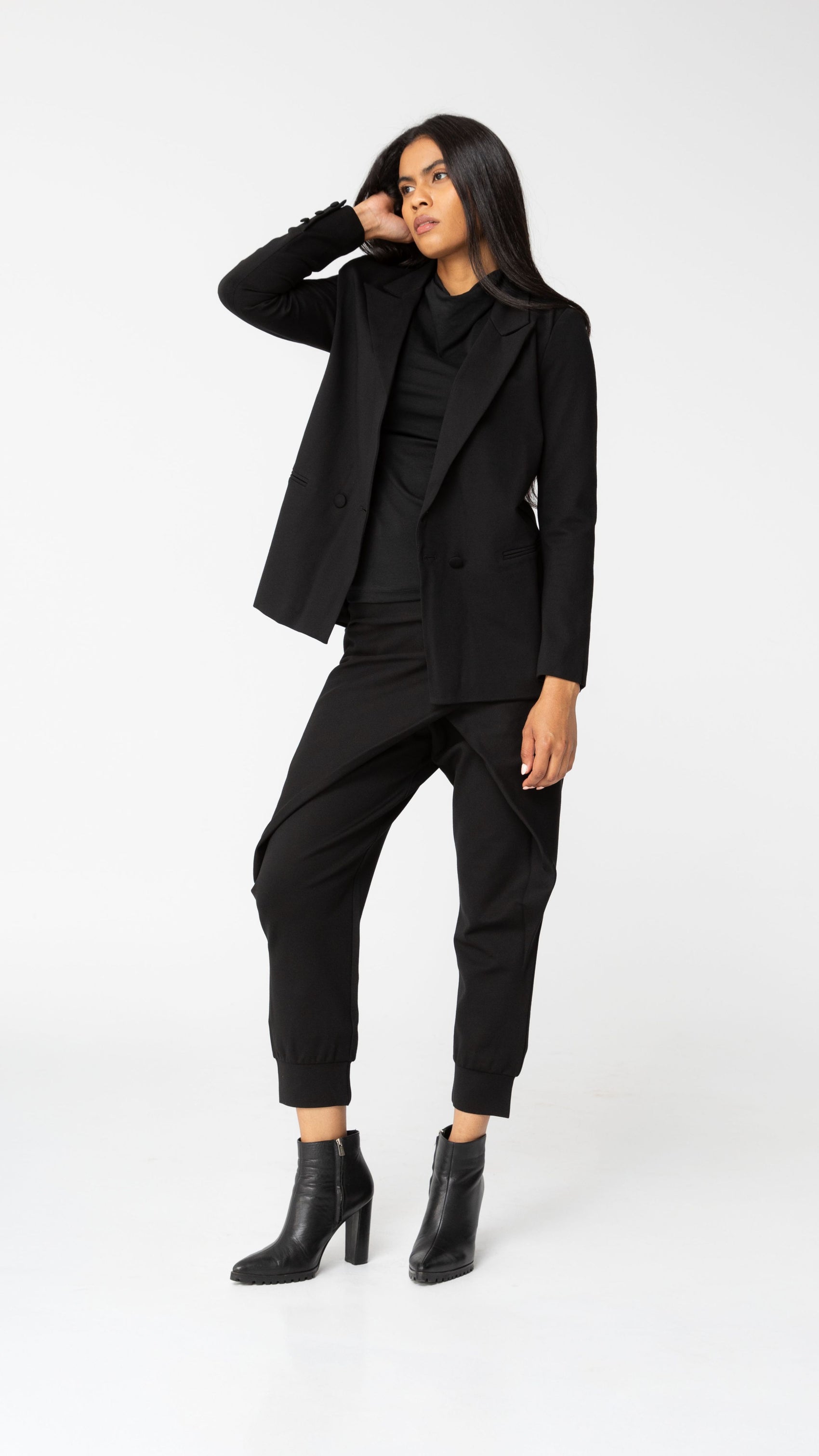 Charli Crossover Ponte Pants - Black